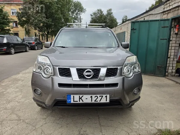 Nissan Nissan X-Trail 2012 ухоженный автомобиль