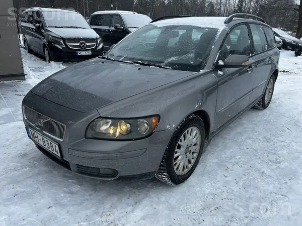 Volvo V50