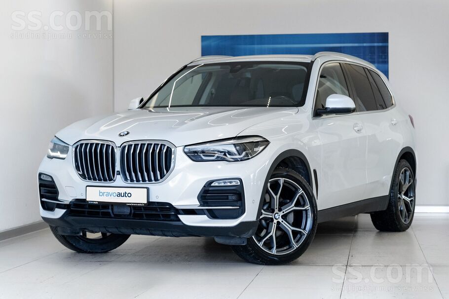 BMW X5 Xdrive 30D
2 zonu klimata kontrole / Adaptīvā Kruīza kontrole / Pa