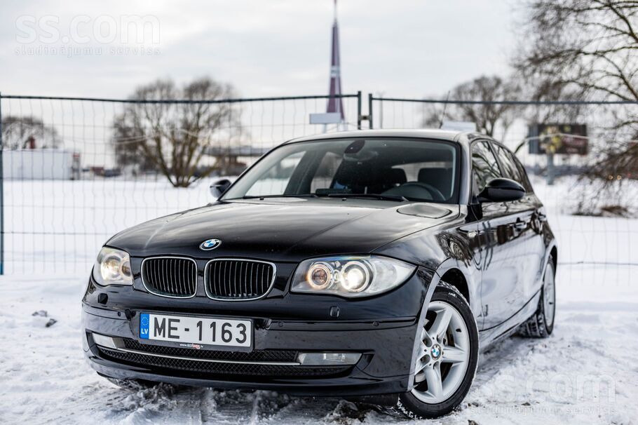 BMW BMW 118d ar 2.0 litru dīzeļdzinēju un automātisko 
