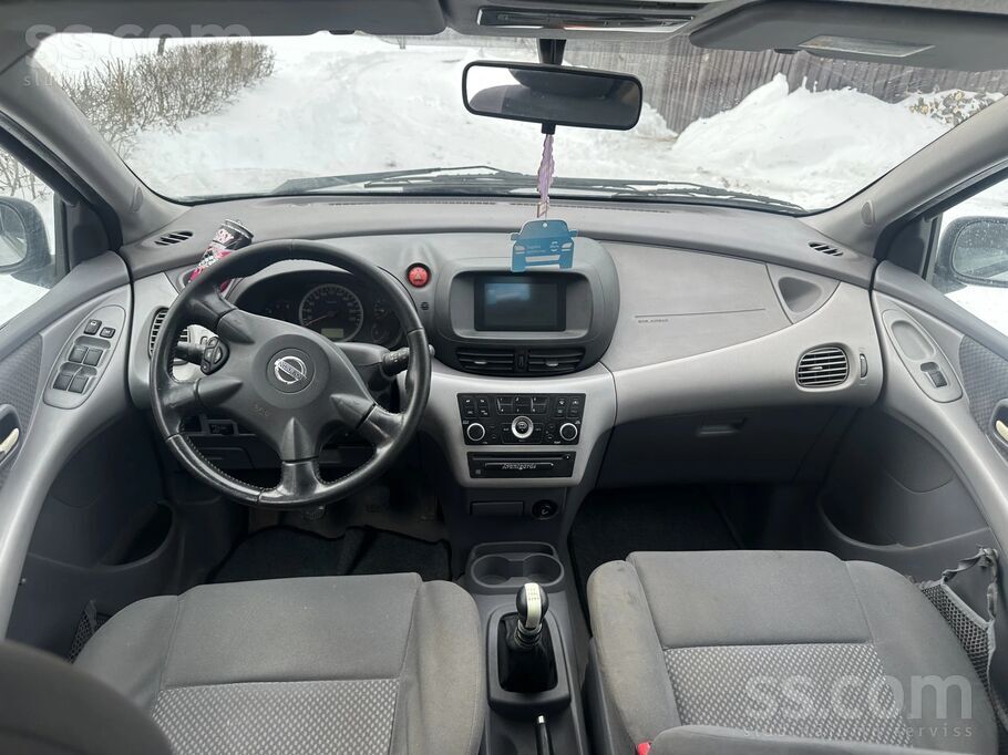 Sveiki, tirgojās patiešām labs Nissan. Labas ziemas riepas, lec bez problēmā