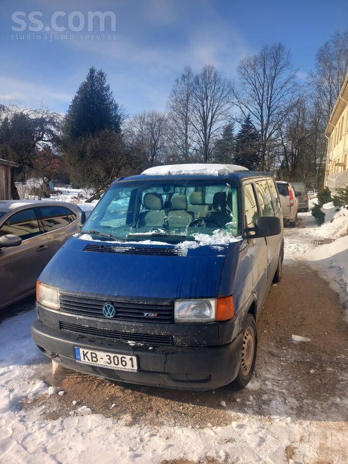 Volkswagen Garā bāze, 9 sēdvietas. 75kW. Ļoti labā tehniskā u