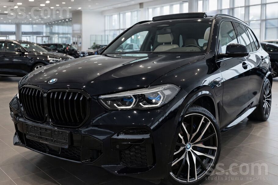 BMW BMW X5 xDrive45e M Sport Plug-in Hybrid, Bowers & 