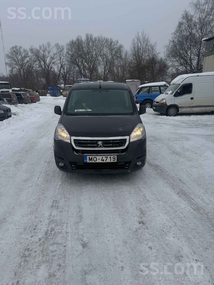 Peugeot Продаётся Peugeot Partner в полной комплектации, в