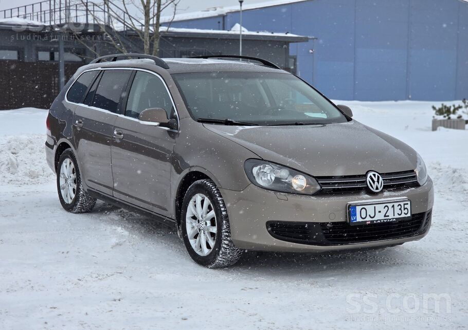 Volkswagen Pardod VW Golf 6, benzīns 1.2 L. 77 kw dzinējs. La