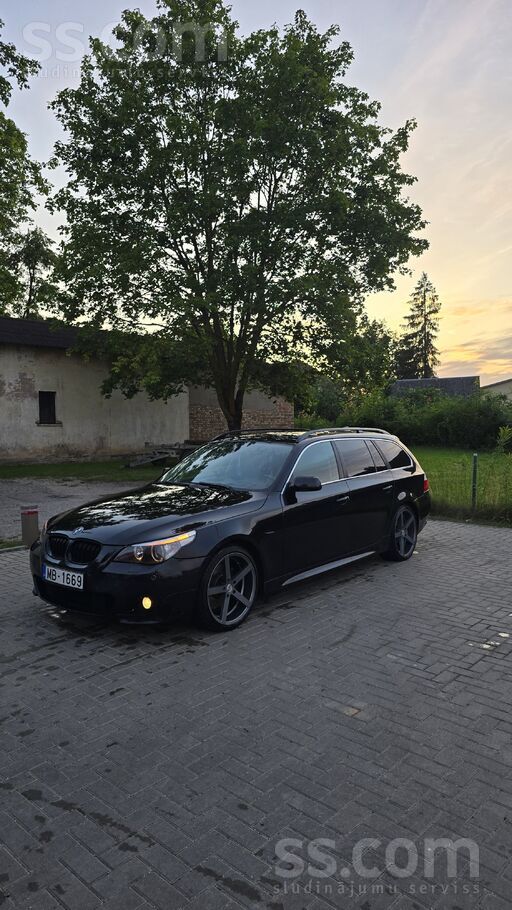 BMW BMW 530d 2004 gada 160 kw