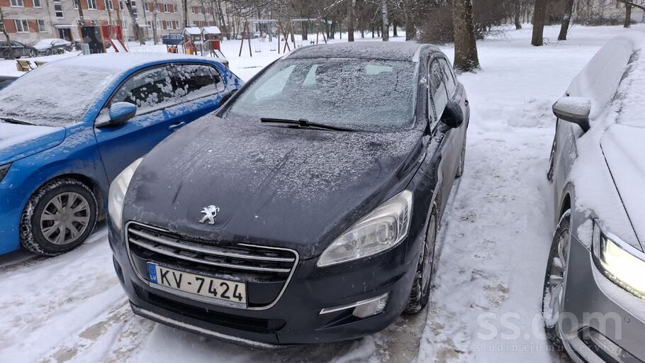 Peugeot Продается рабочая машина. На ходу, но есть нюансы.