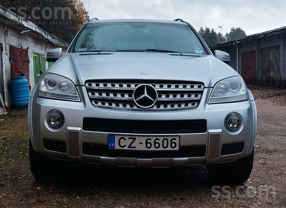 Mercedes Продаю Mercedes ML 350 Amg 2006Г. Бензин/газ. Тех.