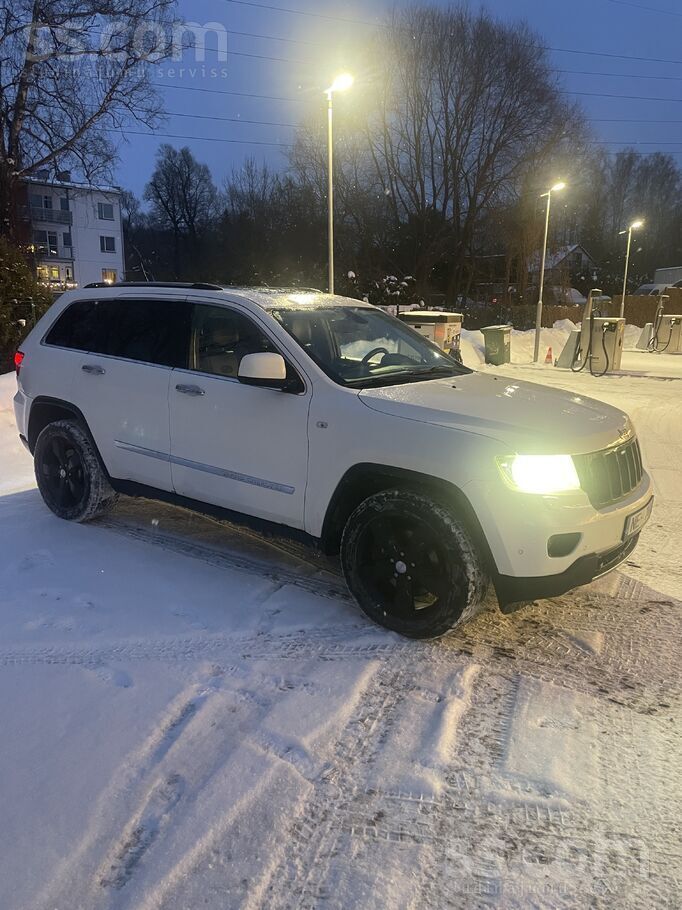 Jeep Продаёт хозяин. 