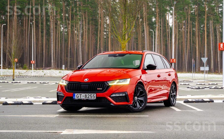 Skoda Škoda Octavia RS 2.0l benzīns. 180kKw