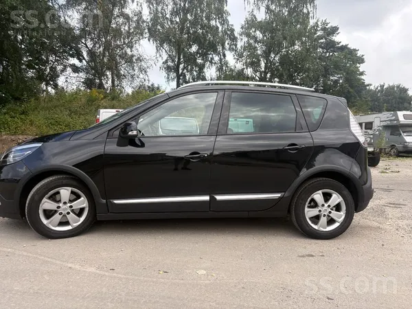 Renault Scenic - 1