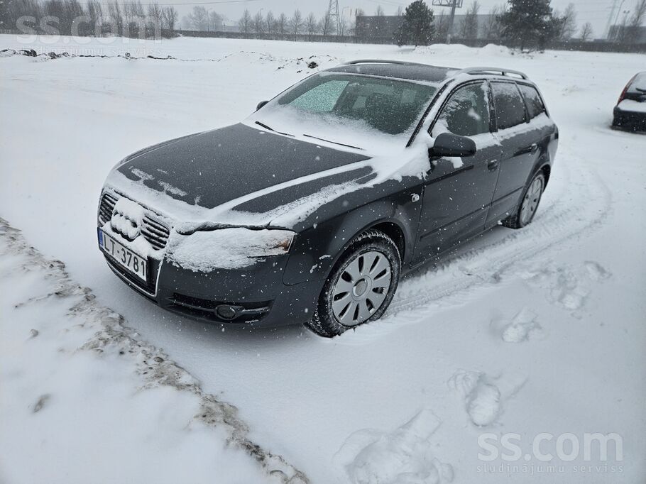 Audi Pārdodu Audi A4 labā tehniskā stāvoklī. Auto lec j