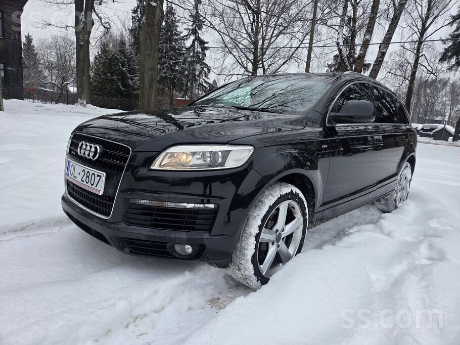Audi 7500€