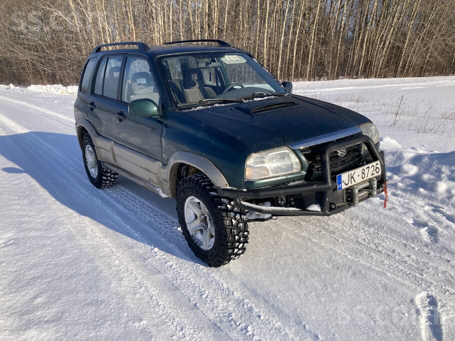 Suzuki Pārdodu sagatavotu apvidus auto ar labu 4x4 sistēm