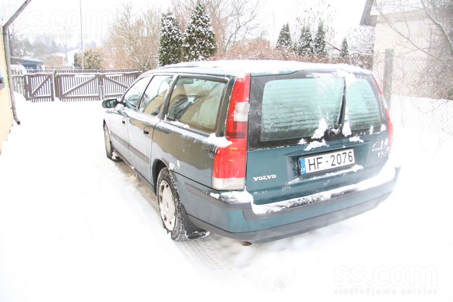 Volvo Volvo V70, 103kW, benzīns - gāze. 