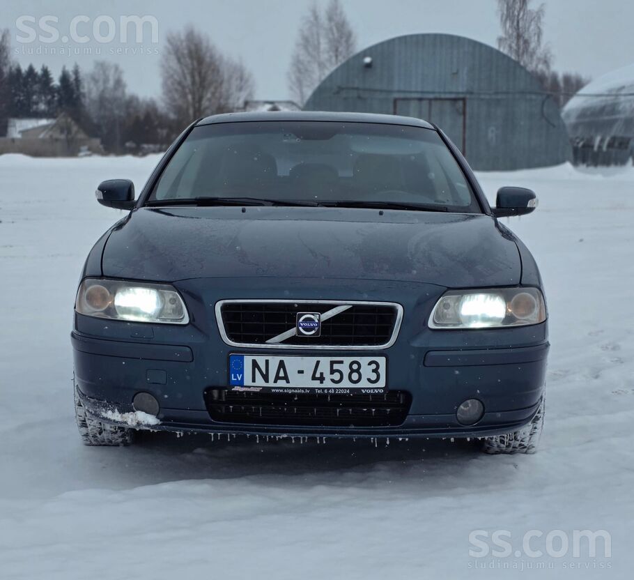 Volvo Pārdodu vai mainu pret subaru forester. Ir bukte d