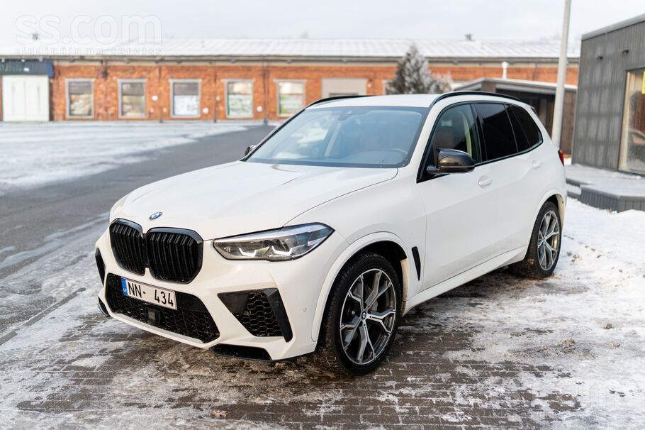BMW X5 xDrive. X5M kit
3.0 D dīzeļdinējs (210kw/286zs), automātiskā ātrumk