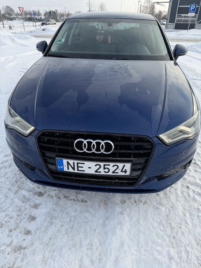 Audi Pardod loti labu audī a3 limousine, bez defektiem.