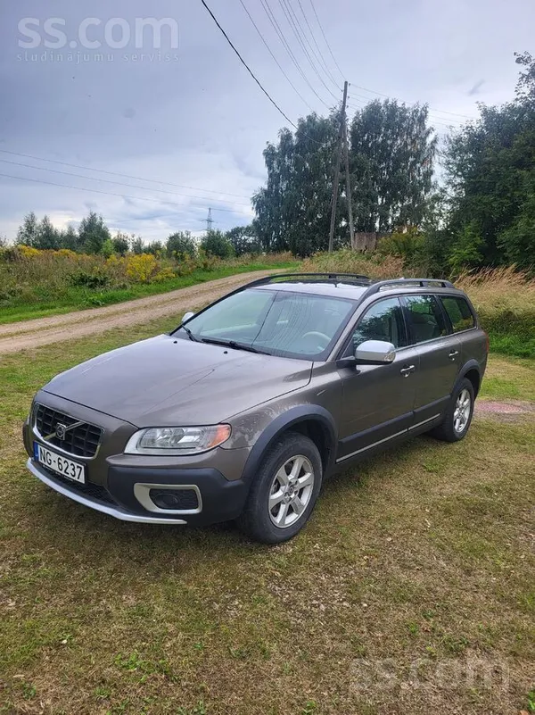 Volvo Pārdodu volvo xc 70 2.4 d5 dzinēju 136kw, manuālis