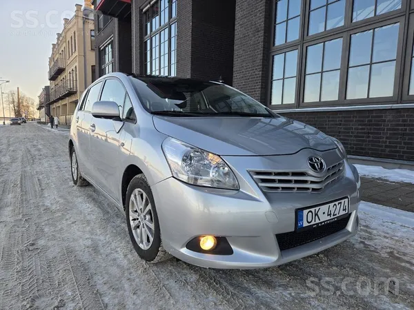 Toyota Toyota Verso 1.6 Benzīns 97 kw/130 zs- Facelift mo