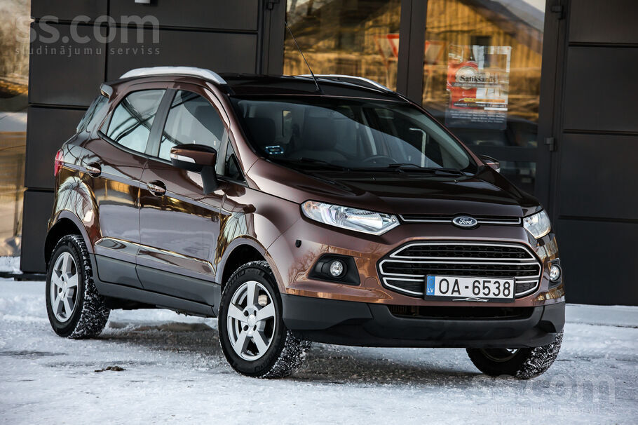 Manuals, mazs noskrejiens, labs aprikojums, labs auto stavoklis, varu samain