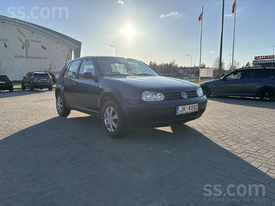 Volkswagen Pārdodu uzticamu auto, TA līdz novembrim. 