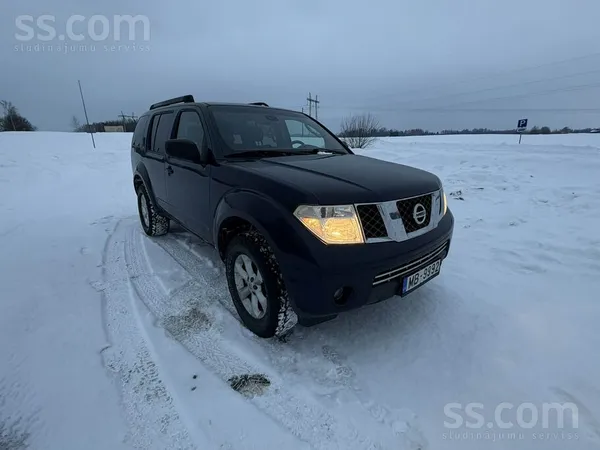 Nissan Pārdodu ļoti labu un ietilpīgu aotu. 7 sēvietas. 