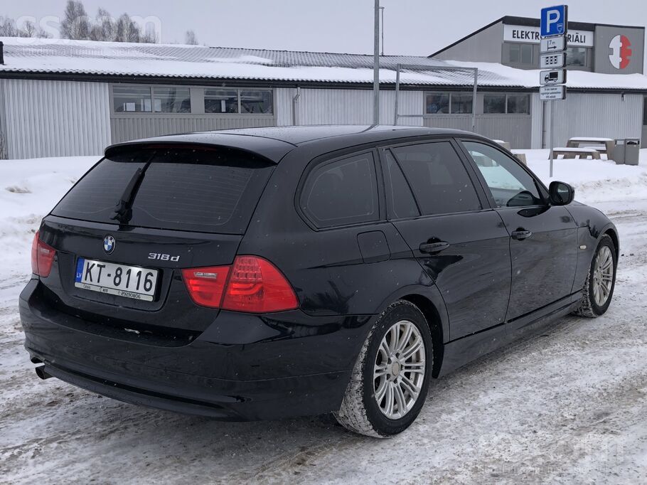 3300 eur (Facelift) - 2.0 Dīzelis - Manuālā kārba (6 ātrumi) - Jauna TA (28.