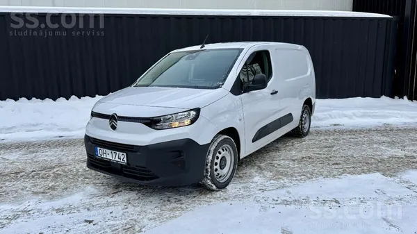 Citroen Ļoti mazlietota automašīna (kopumā 3 vienādas komp