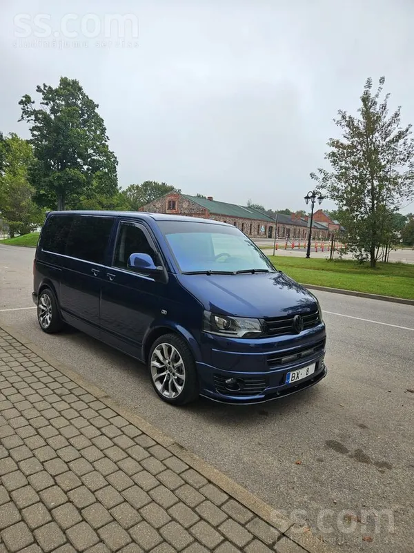 Volkswagen Pārliecinošs buss bez nepieciešamiem ieguldījumiem