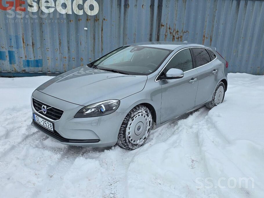 Volvo Tikko ievests Volvo V40 ar benzīna dzinēju un 132k