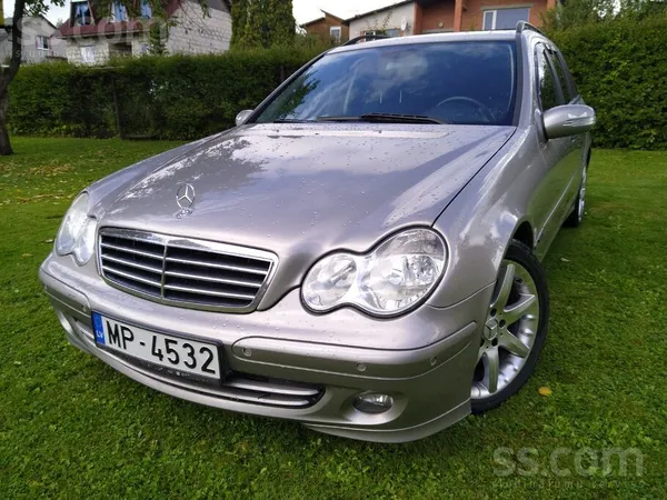Mercedes C200 - 1