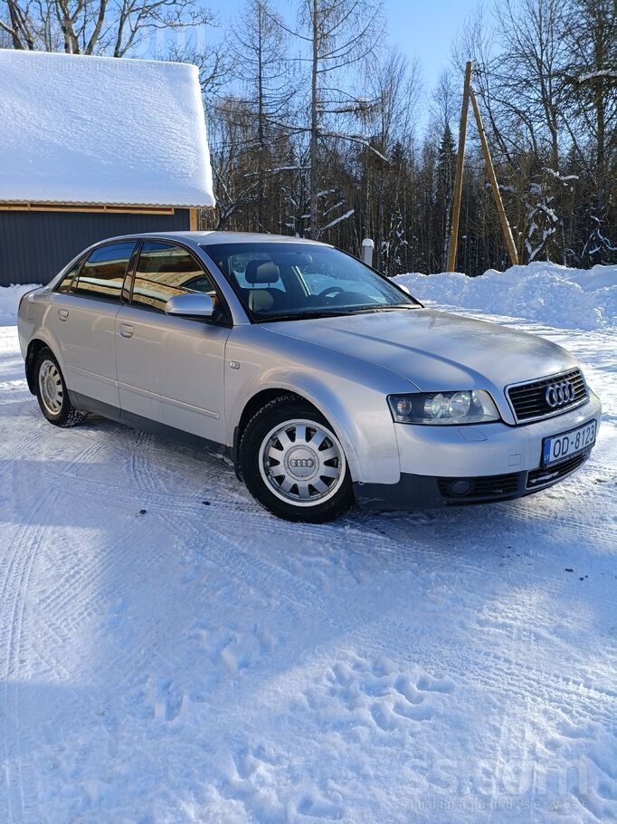 Audi Pārdodu audi a4b6 1.8turbo benzīns. Jaunas ziemas 