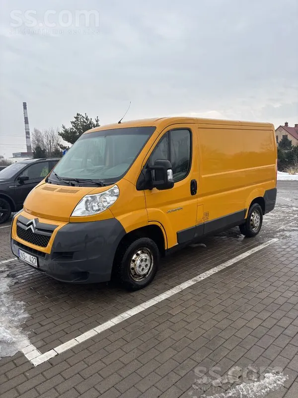 Citroen Pārdodu labu un ietilpīgu darba busiņu 