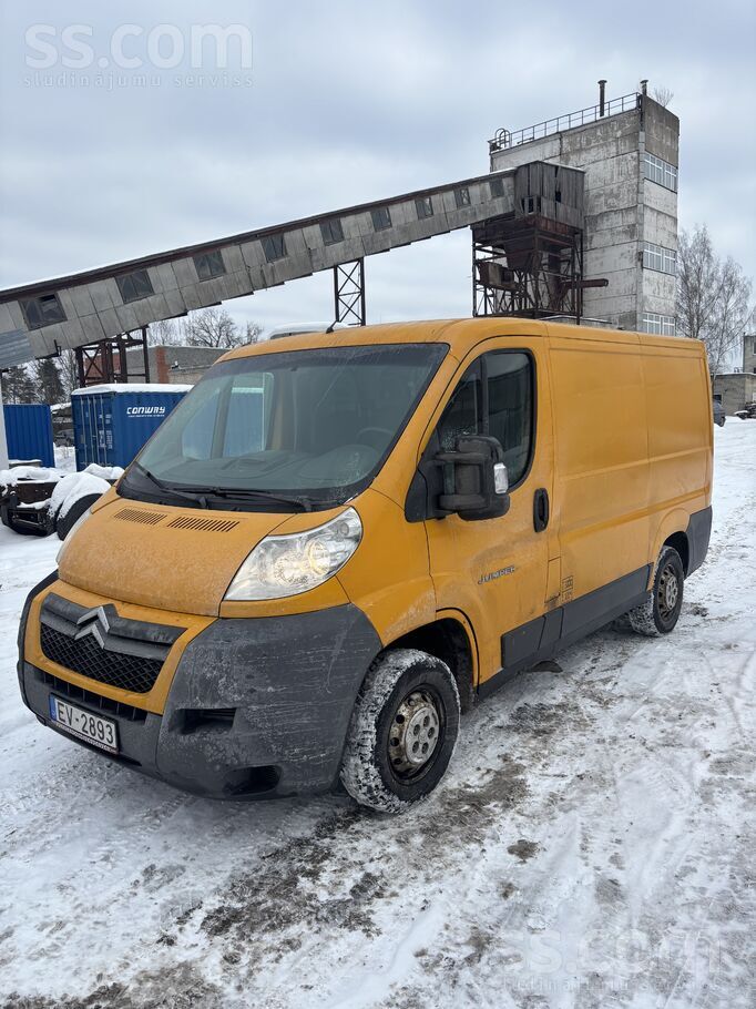 Pārdodu labu un ietilpīgu darba busiņu
Jauna tehniskā apskate
2.2 dīzelis