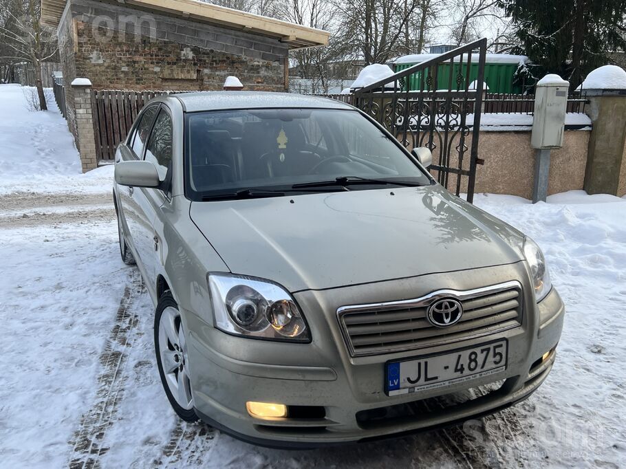 Toyota Toyota Avensis 2004 года, 2.0 дизель D4D, механика
