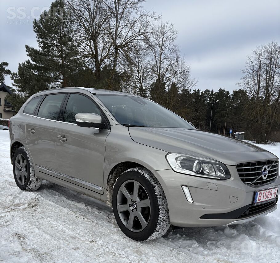 Volvo Summum. 2.4.Cm. D5. 158.Kw/215.Zstiko no Vācijas O