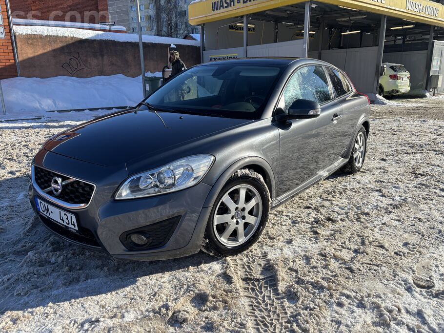 Volvo Ta lidz 10.2026. Jaunas ziemas riepas. Auto labã s
