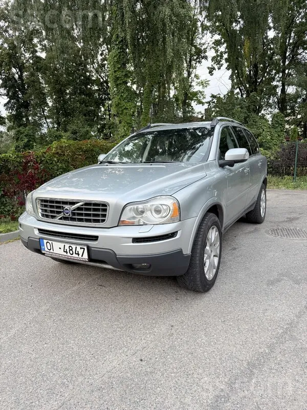 Volvo XC 90 - 1