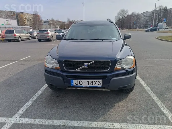 Volvo XC 90 - 1