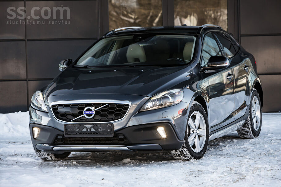 Volvo Volvo V40 Cross Country D3-5cilindru Volvo dzinējs