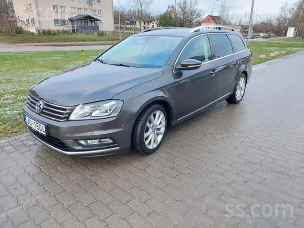 Volkswagen Pārdodu labā tehniskā stāvoklī Passat Variant High