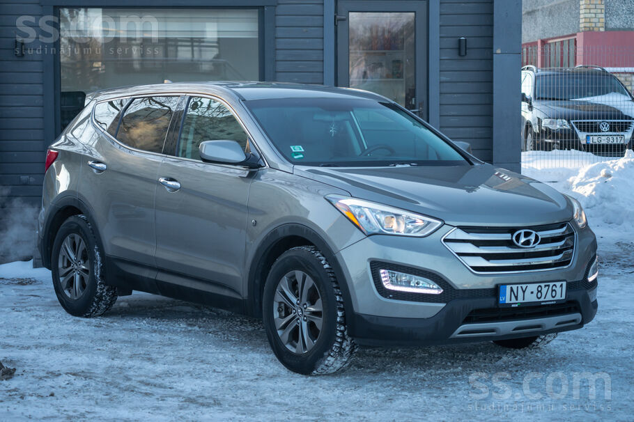 No Nīderlandes Hyundai Santa FE 2.4 benzīns 141kW, automāts. Ļoti labā tehni