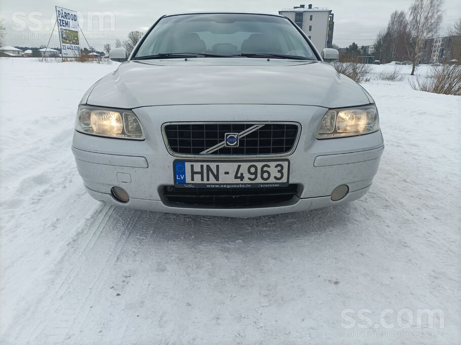 Tehniski labā stāvoklī. Sīkāk pa telefonu.