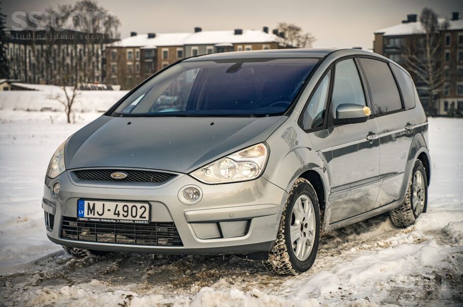 Ford Pārdod Ford S-Max 1.8 dīzelis, manuālā Kārba. 
