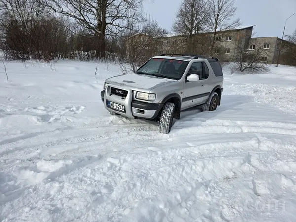 Opel Продаётся frontera sport b. Бензин. Всё в рабочем