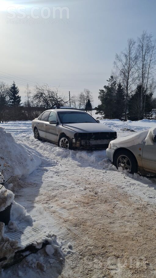 Pārdodu ejošu auto krūmu gonkām vai rezerves Daļām. 
Auto ir arī priekšējie