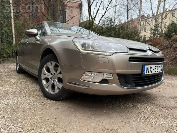 Citroen Pārdodu Citroen C5 2.0Hdi 2015. gada. 