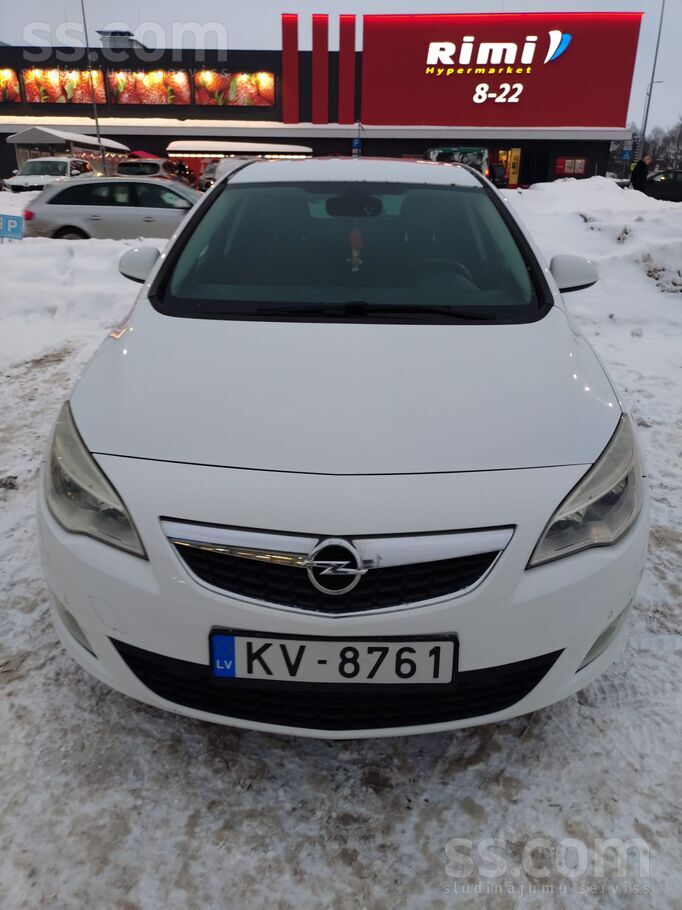 Opel Pārdodu ekonomisku auto, patēriņš zem 6 litri uz 1