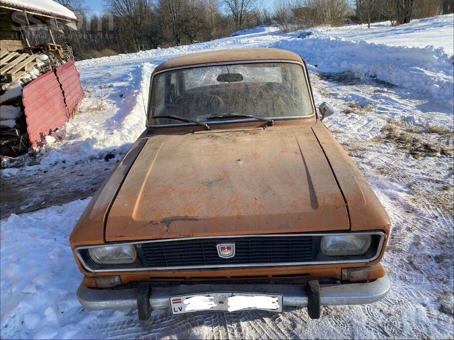 Moskvich Pārdodu auto. 